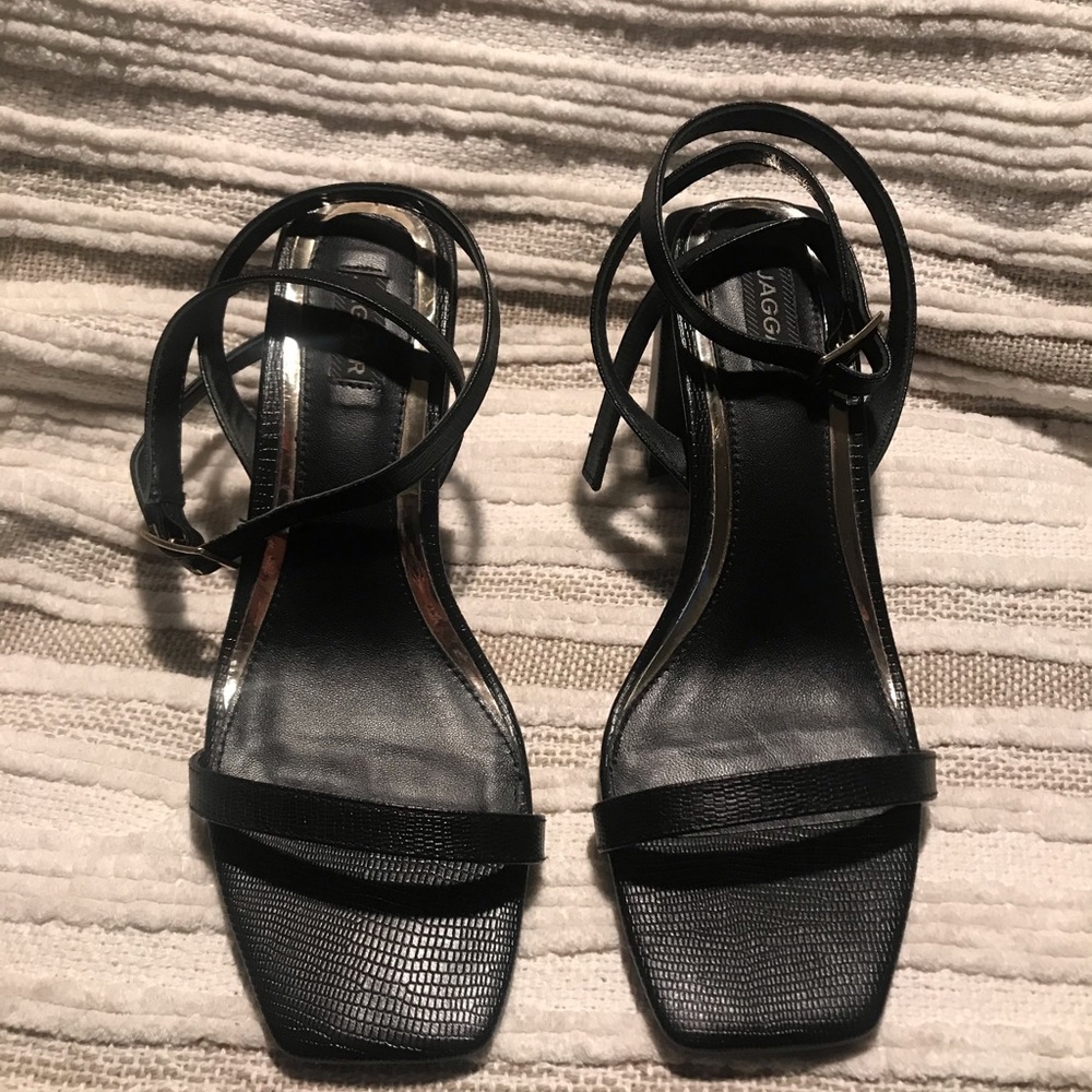 Block Heel - Picture 13 of 16